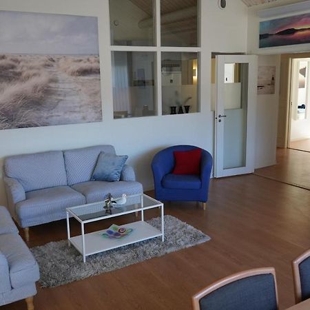 Henans Hostel In The Marina Ngoại thất bức ảnh